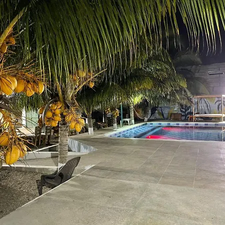 Paicos Beach Bed and breakfast *