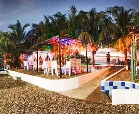 Bed and breakfast Paicos Beach *